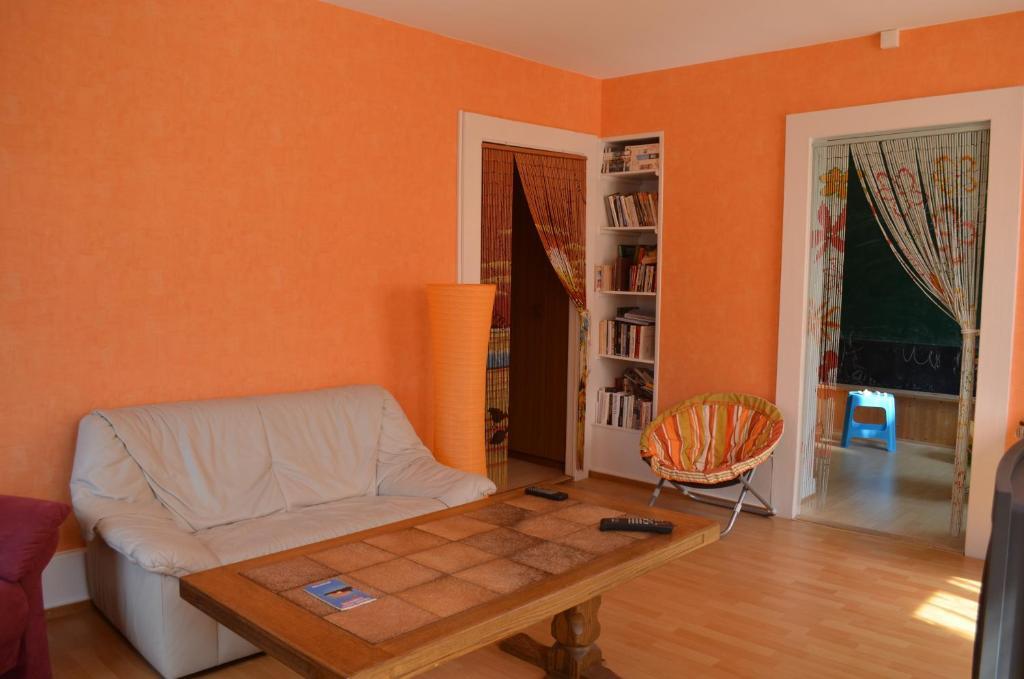 Chambres D'Hotes Le Passiflore Les Brenets Exterior photo
